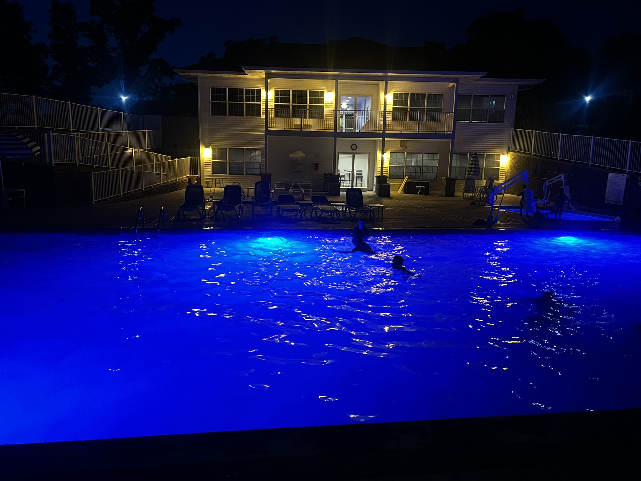 Loading Resort Image...