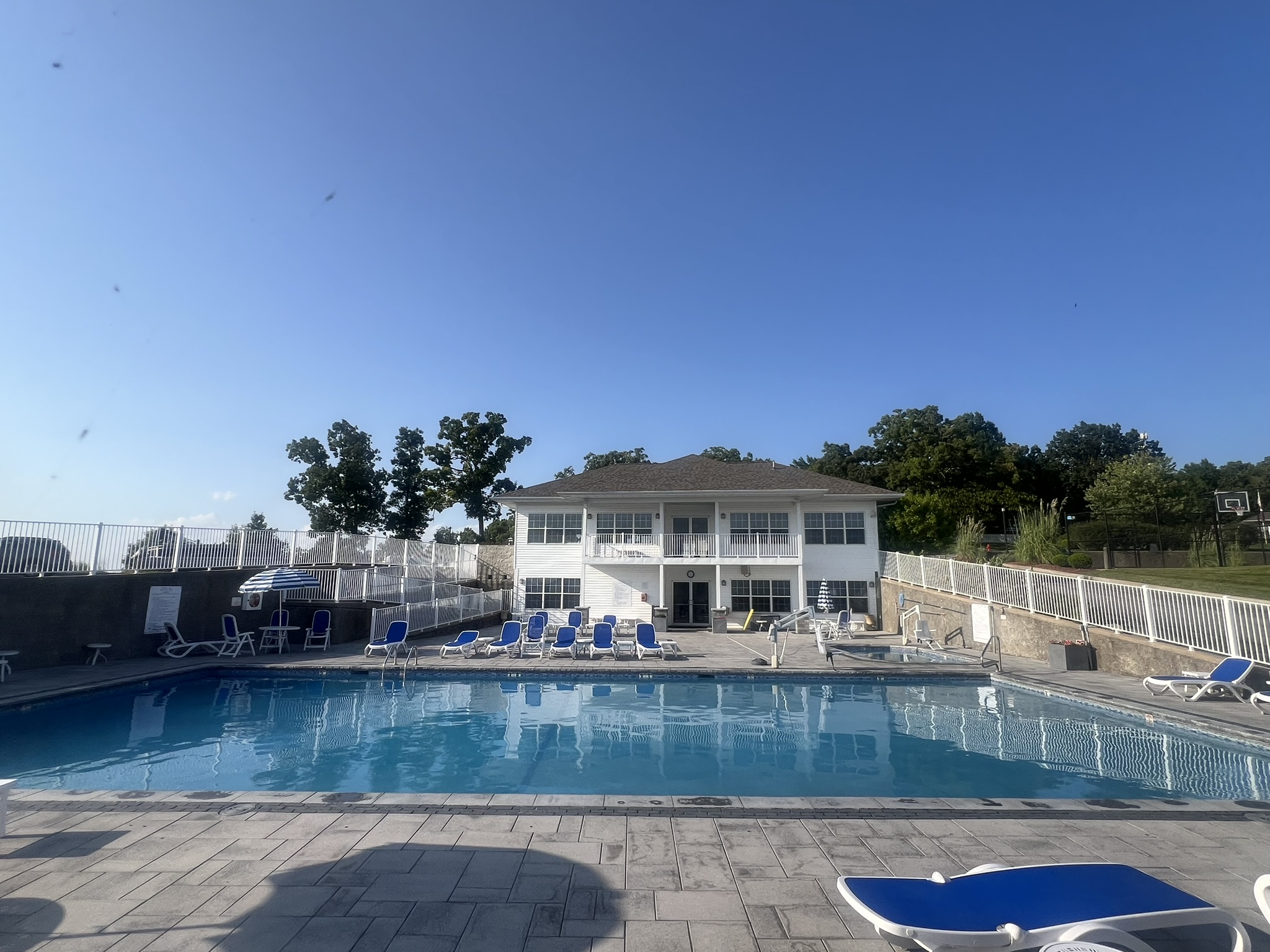 Loading Resort Image...