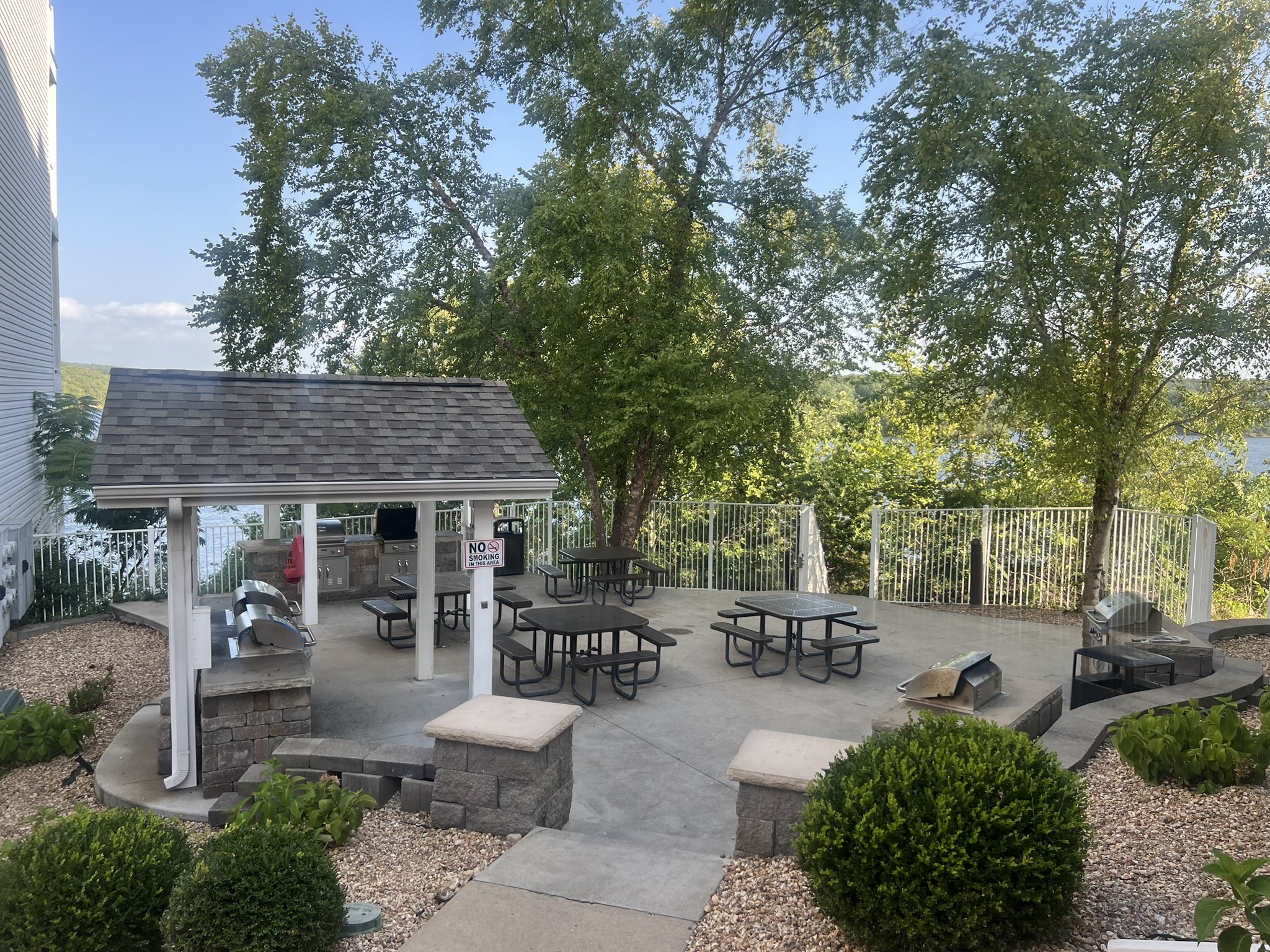 Loading Resort Image...