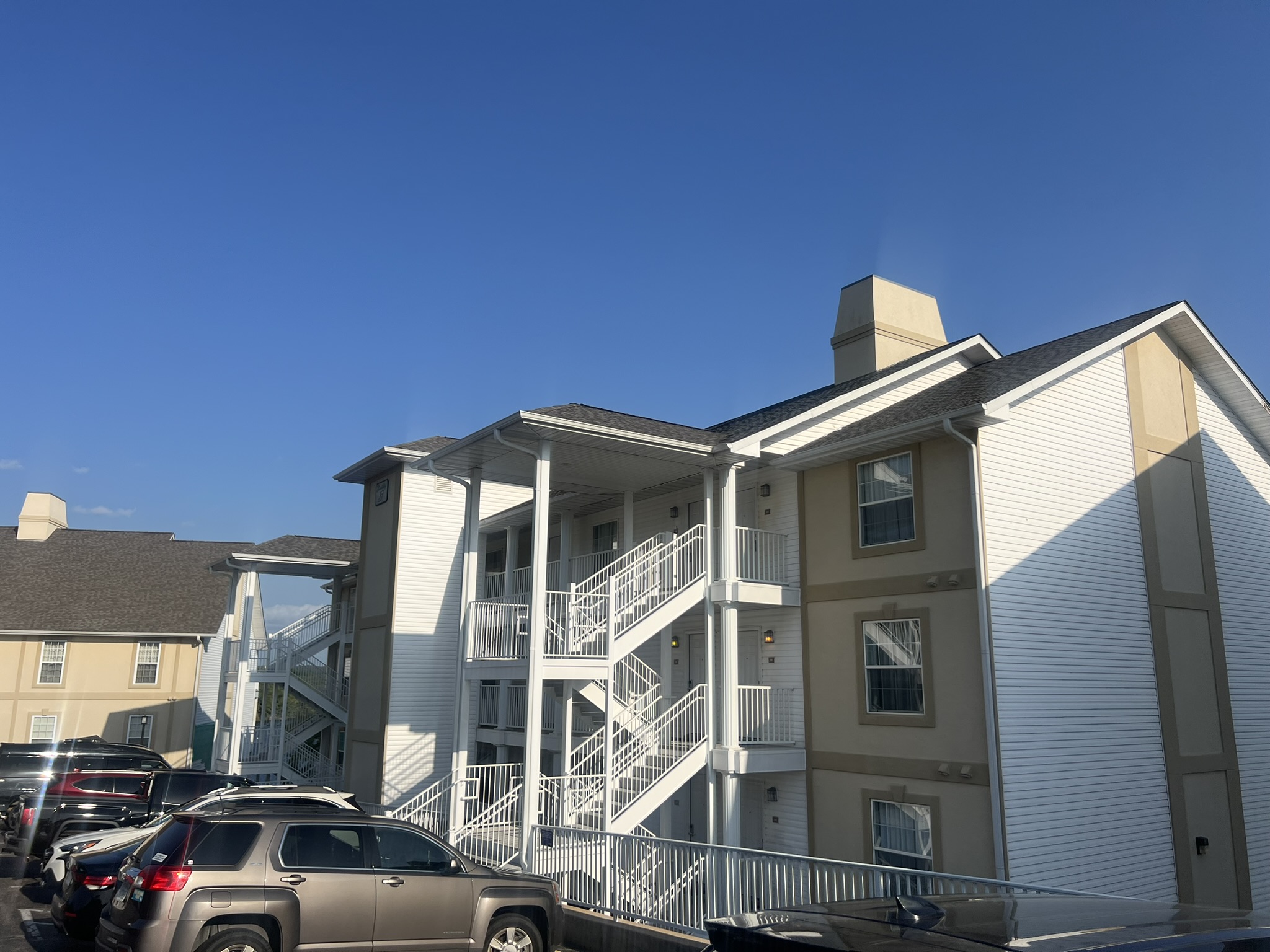 Loading Resort Image...