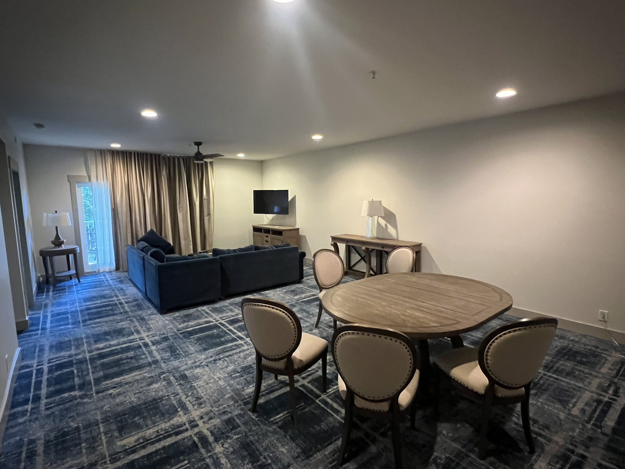 Loading Resort Image...