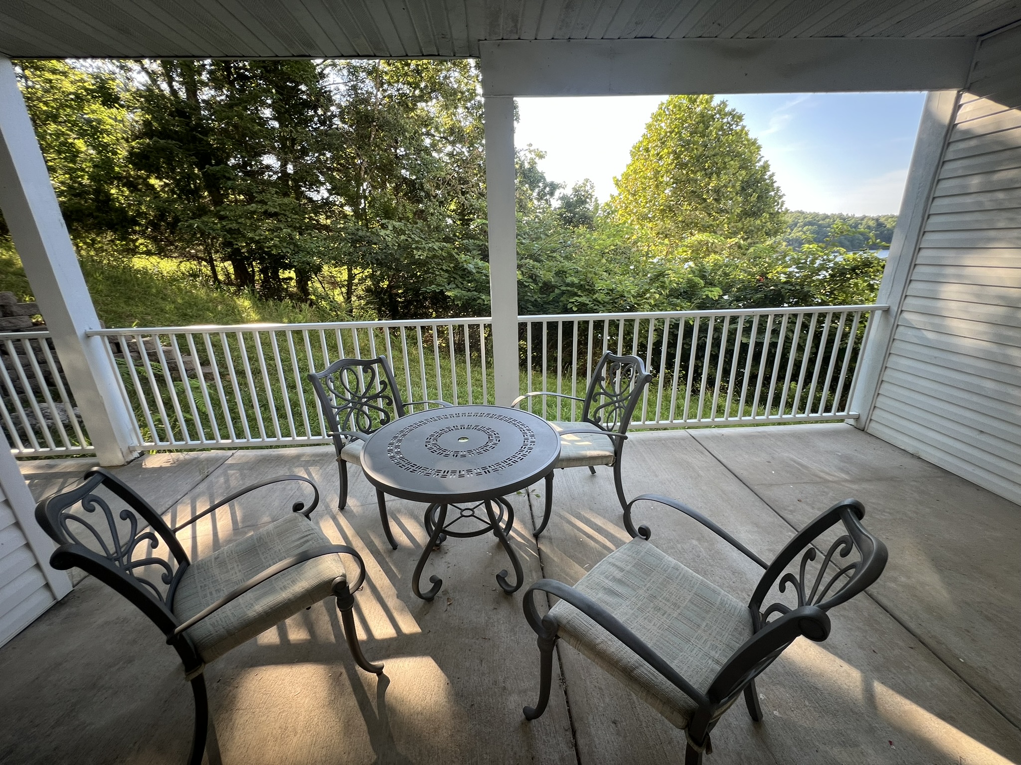 Loading Resort Image...