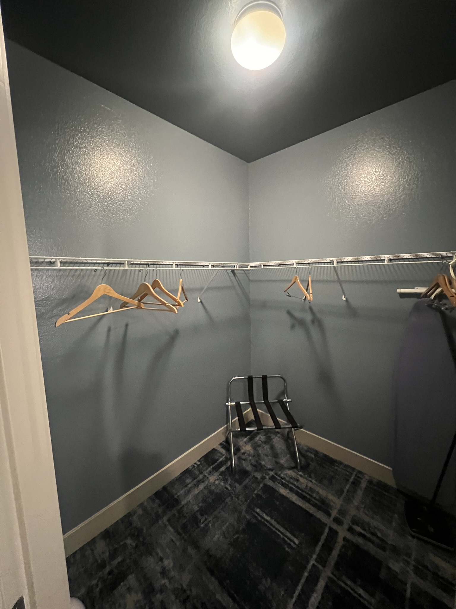 Loading Resort Image...