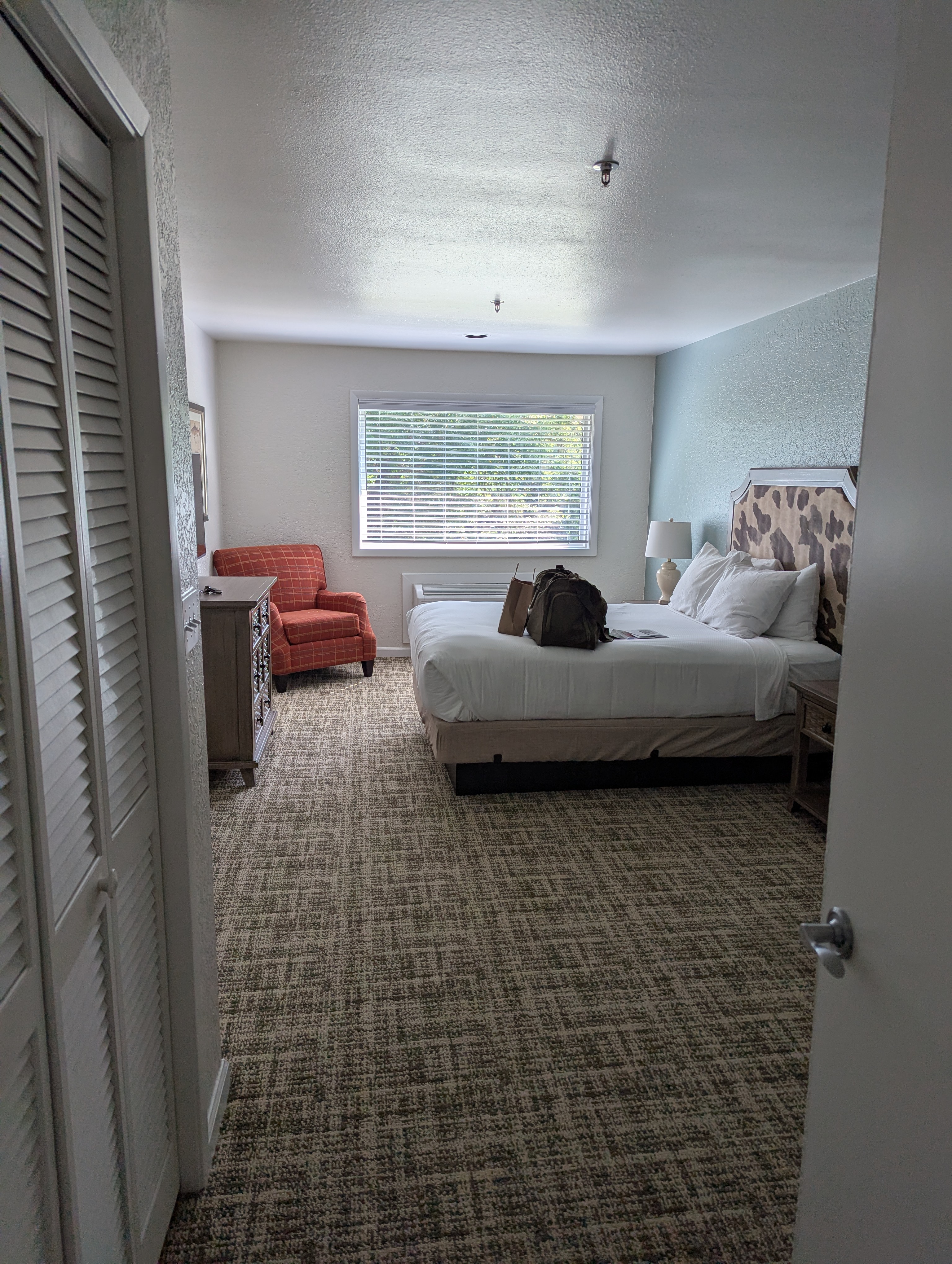 Loading Resort Image...