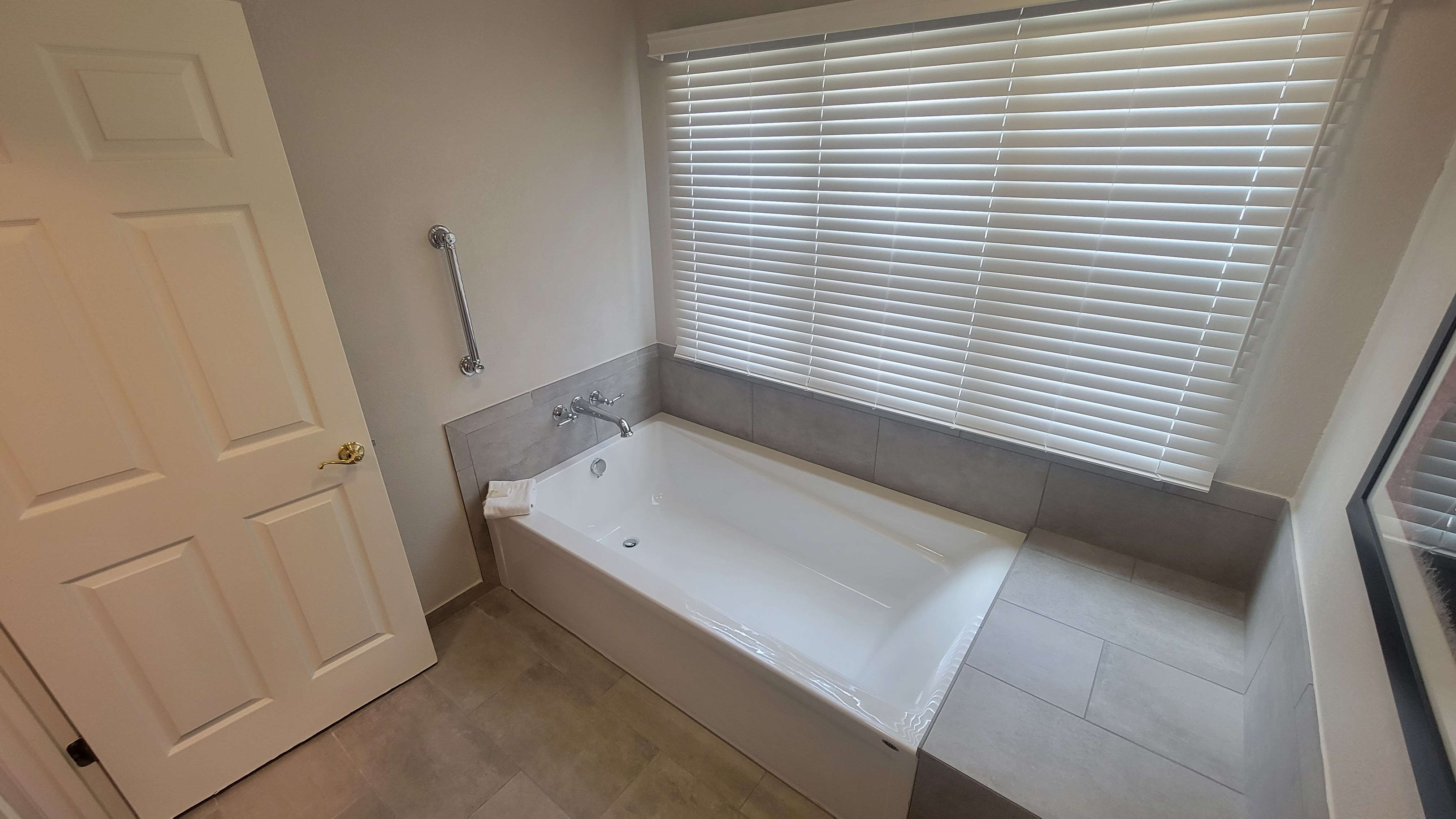 Loading Resort Image...