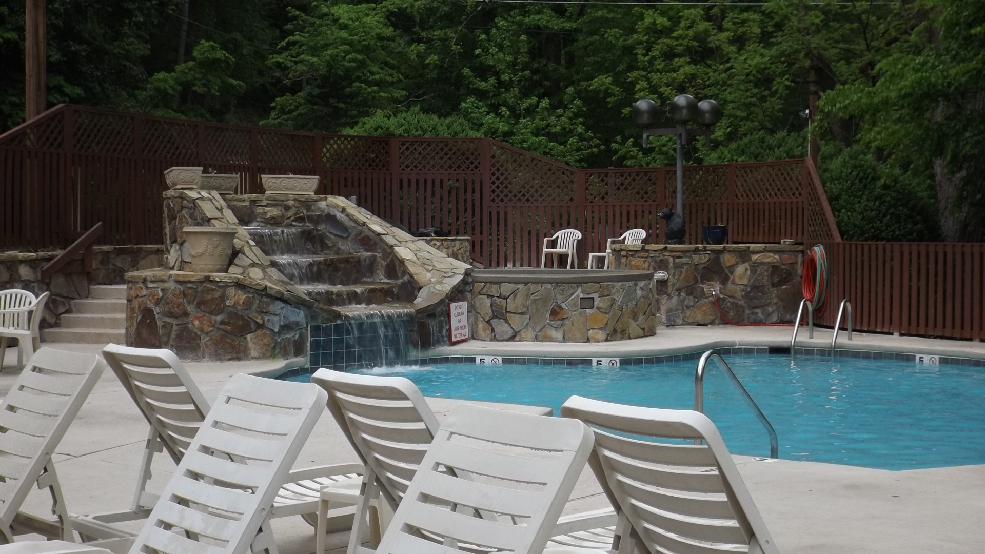 Loading Resort Image...