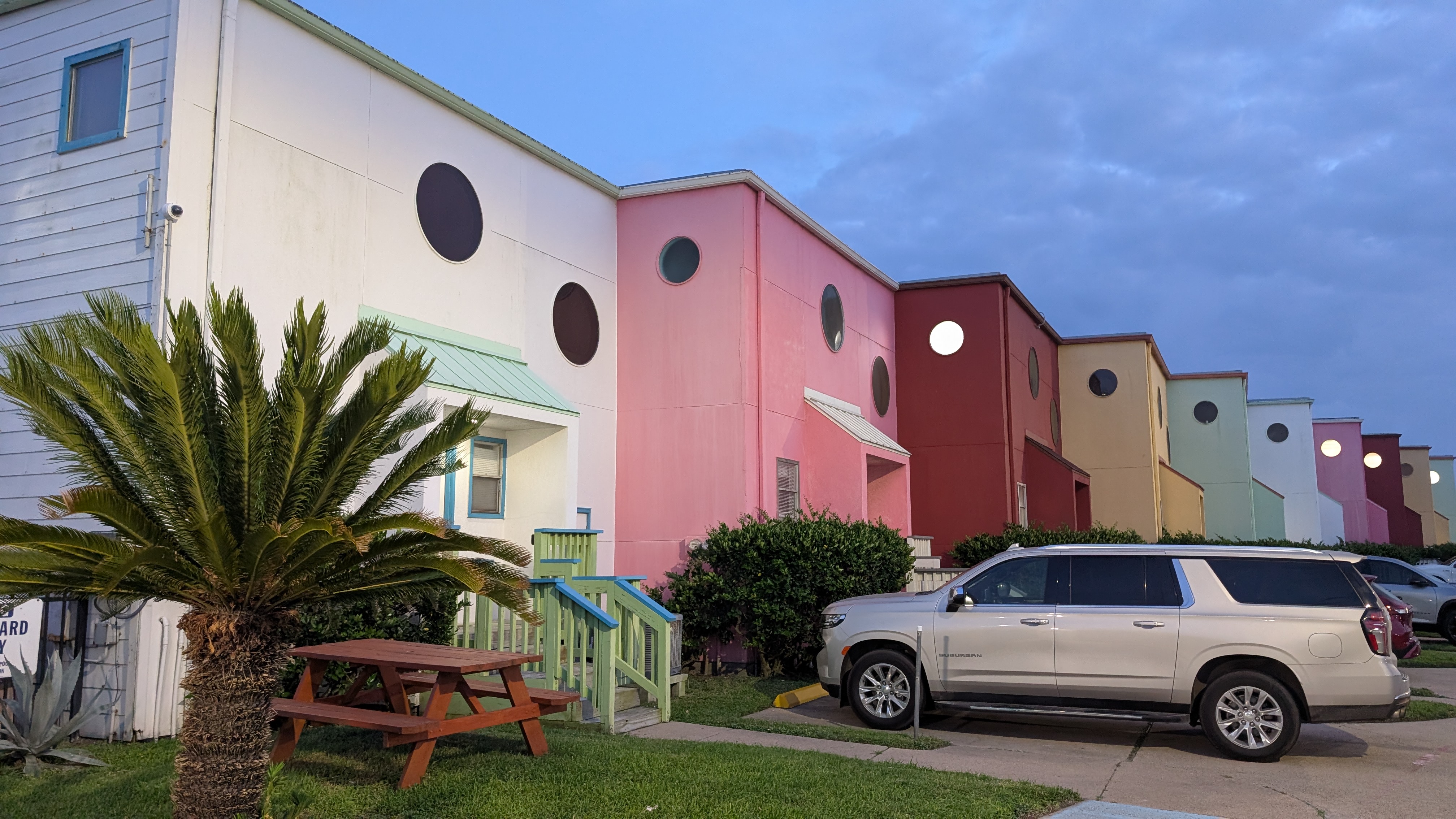 Loading Resort Image...