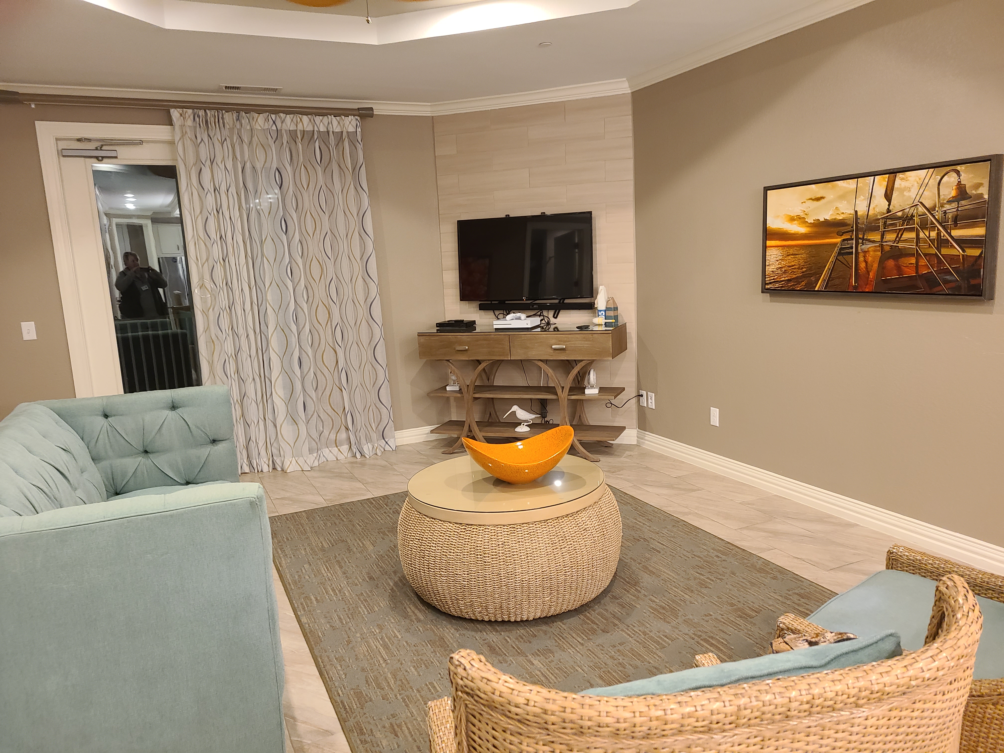 Loading Resort Image...