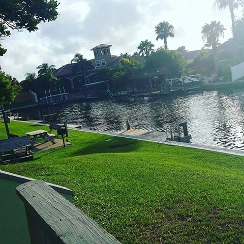 Loading Resort Image...