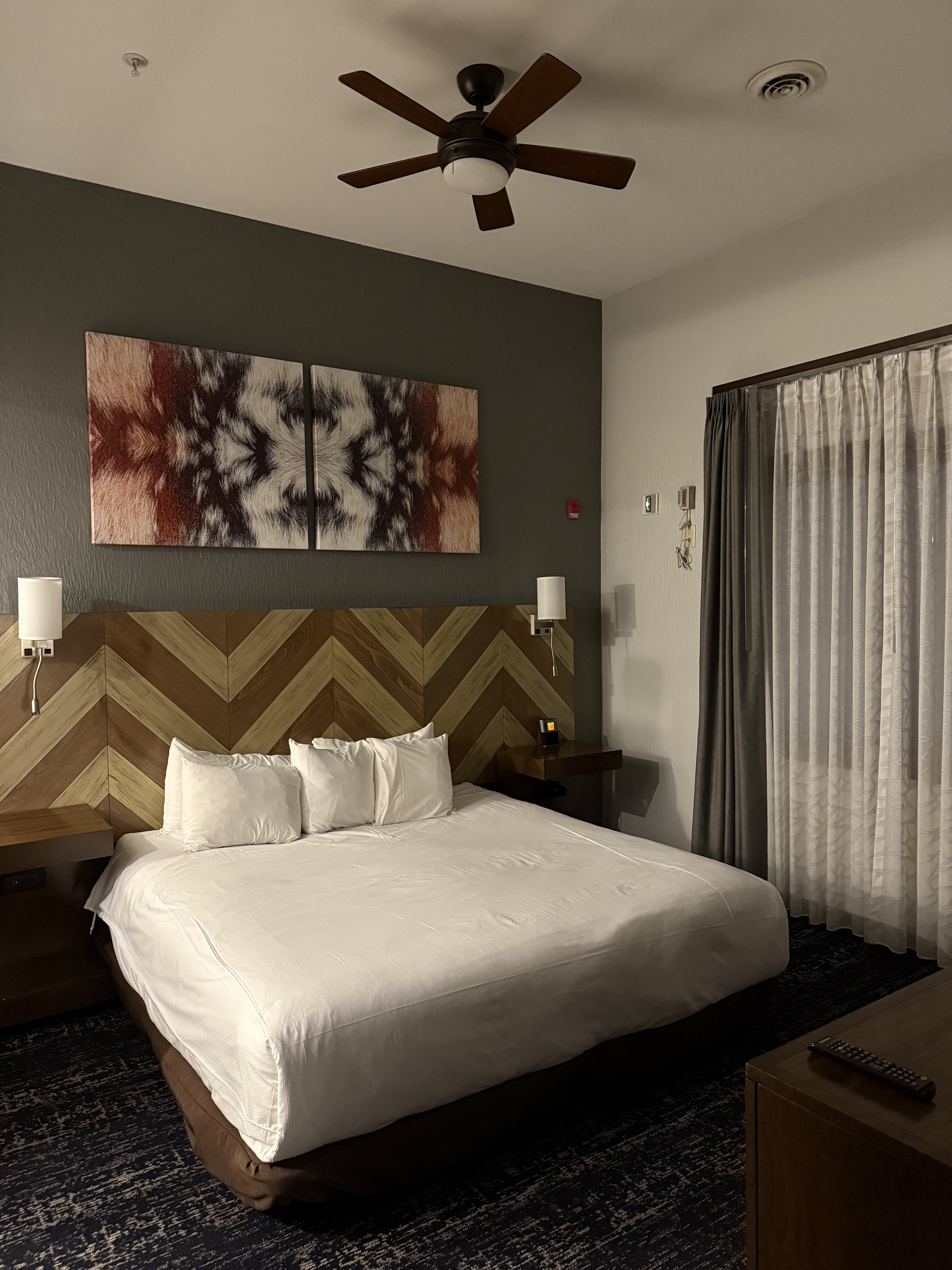 Loading Resort Image...