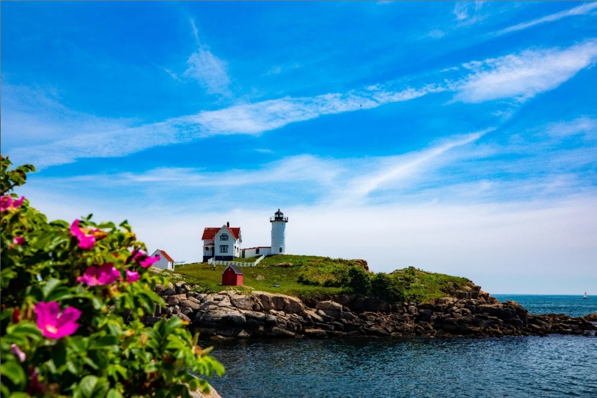 InnSeason Resorts Falls at Ogunquit