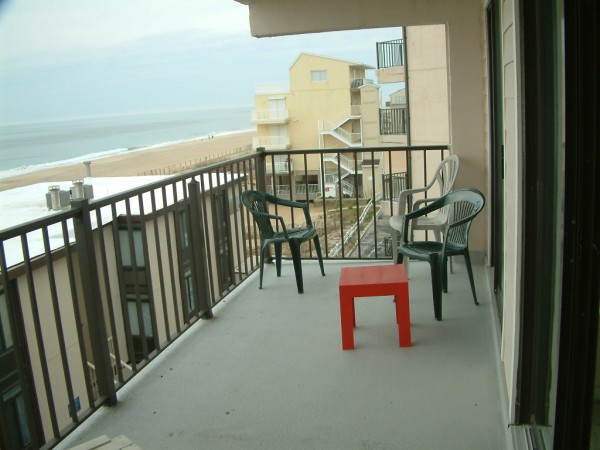 Loading Resort Image...