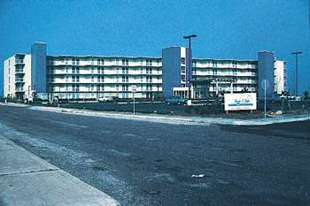 Loading Resort Image...