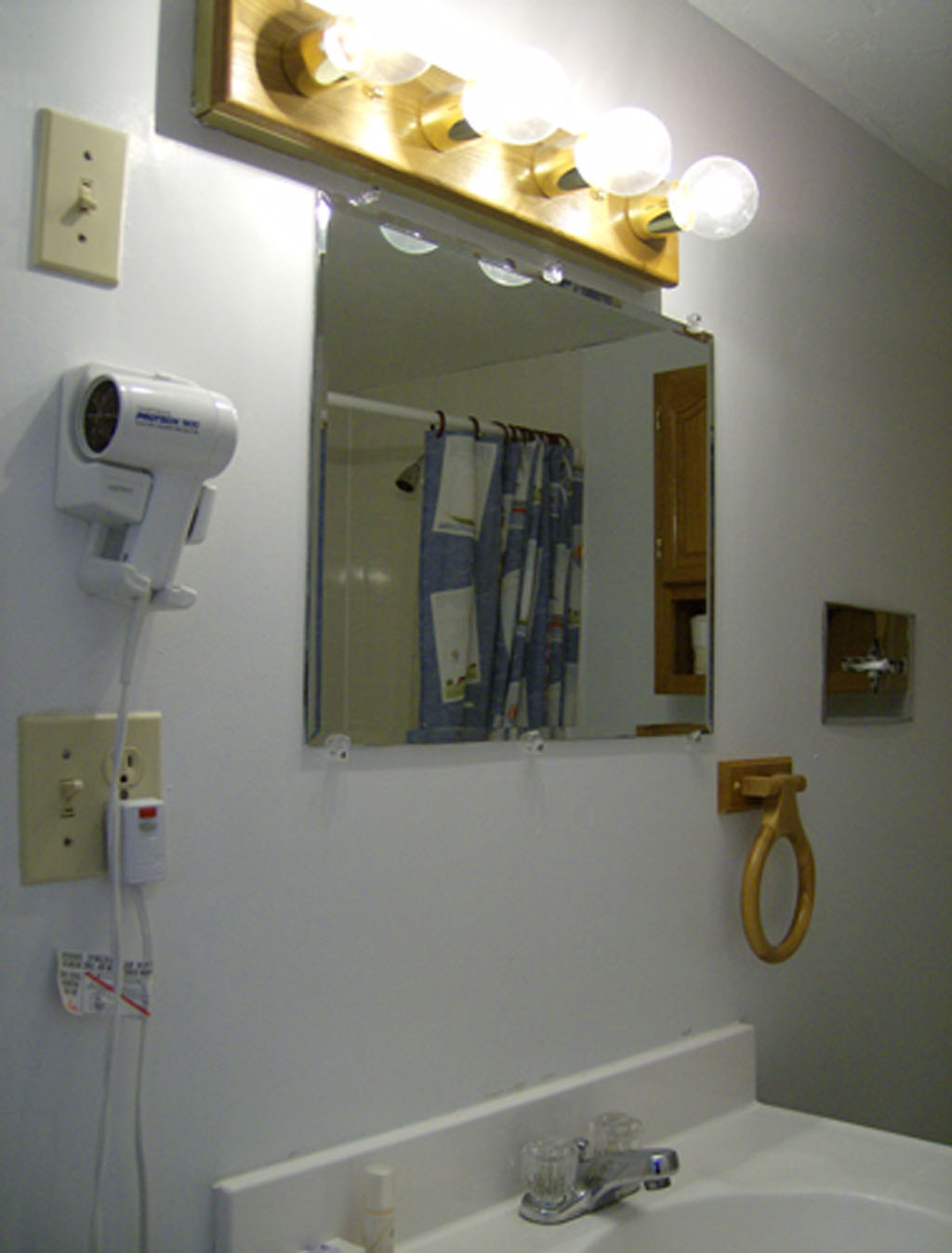 Loading Resort Image...