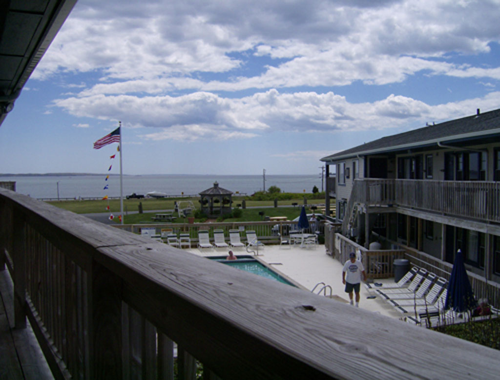 Loading Resort Image...