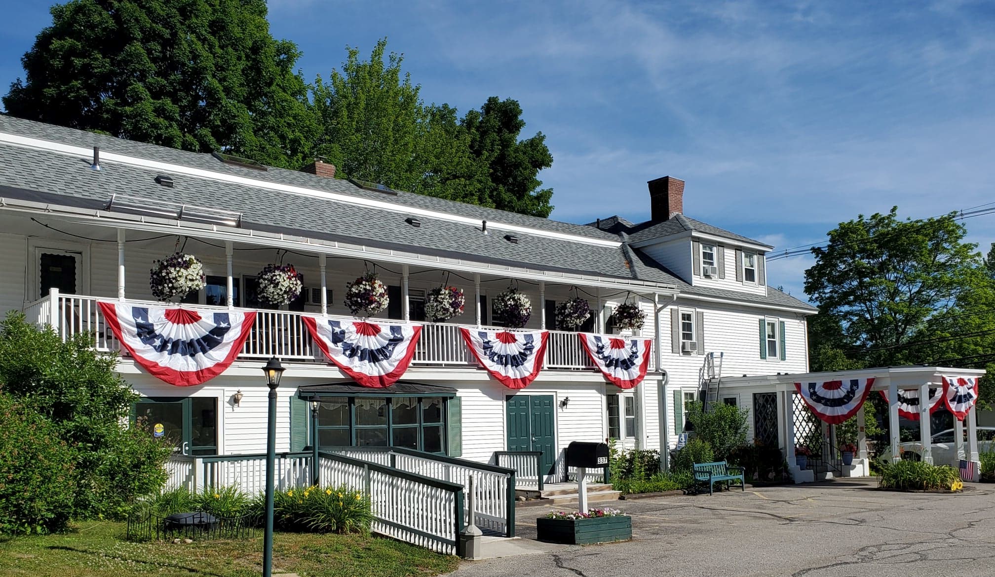 Loading Resort Image...