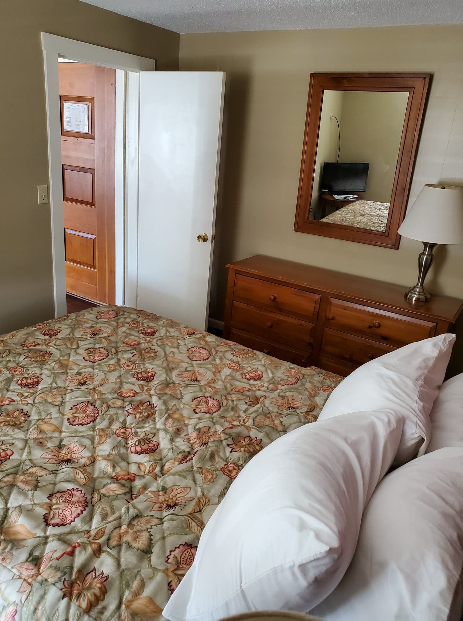 Loading Resort Image...