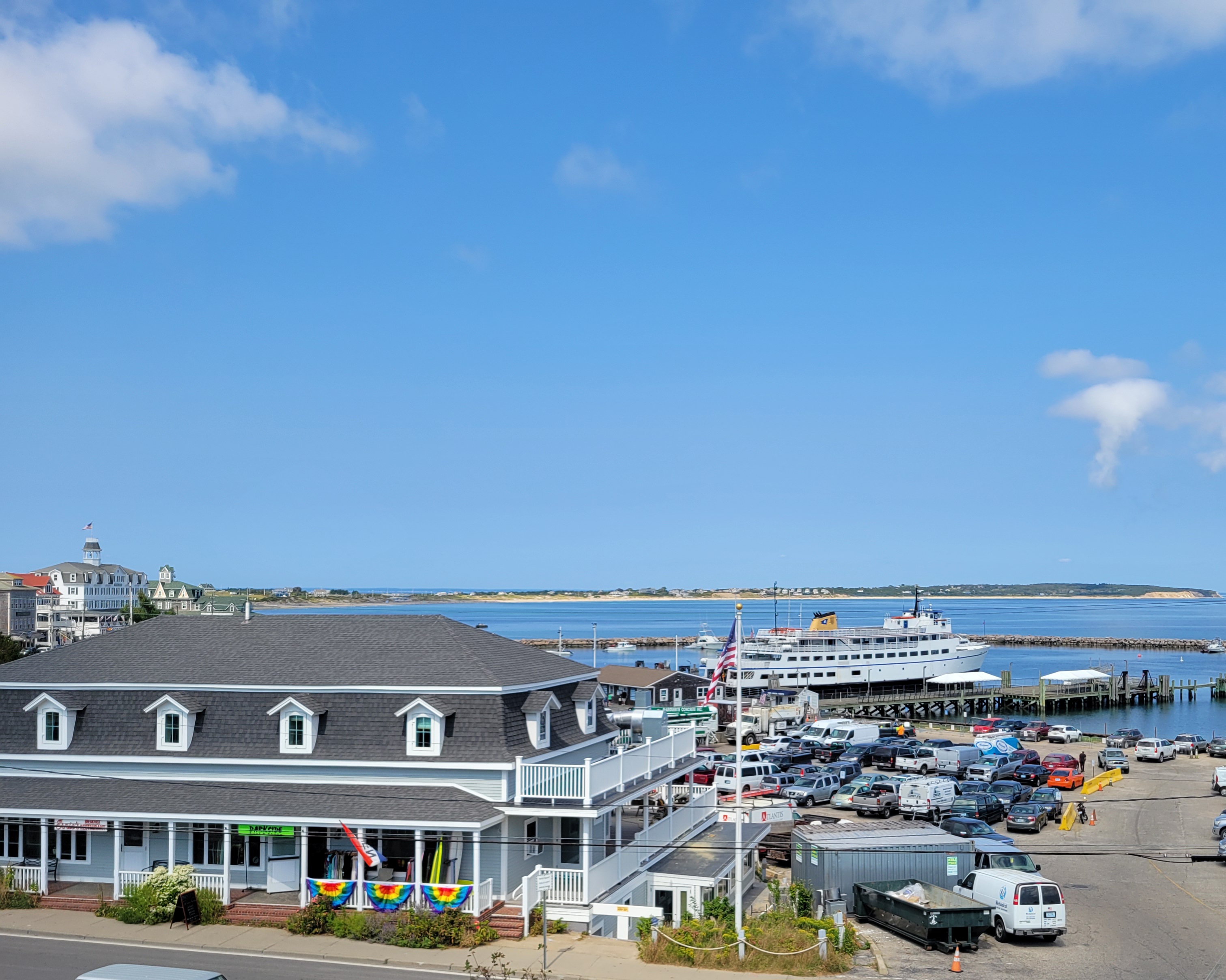 Loading Resort Image...