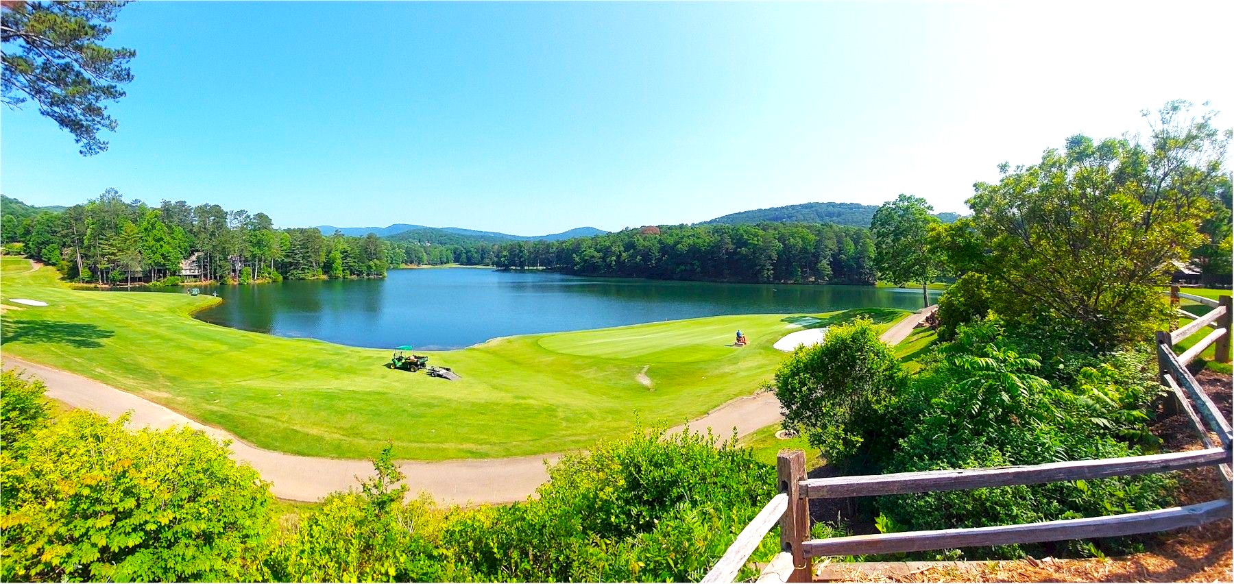 Loading Resort Image...