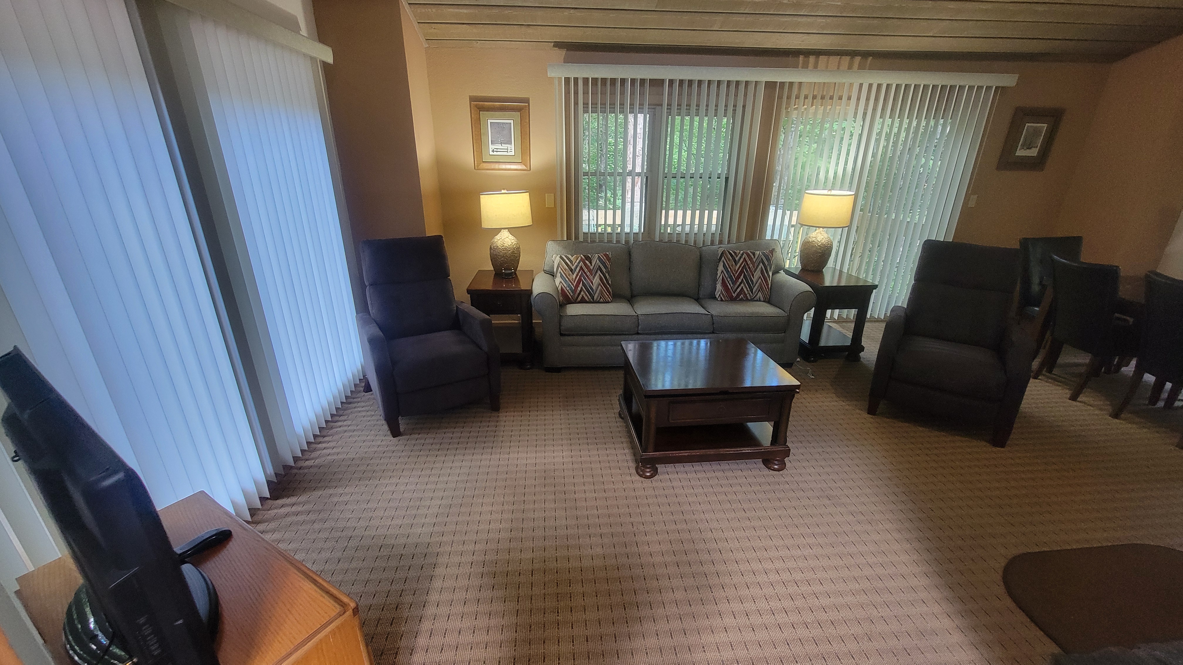 Loading Resort Image...