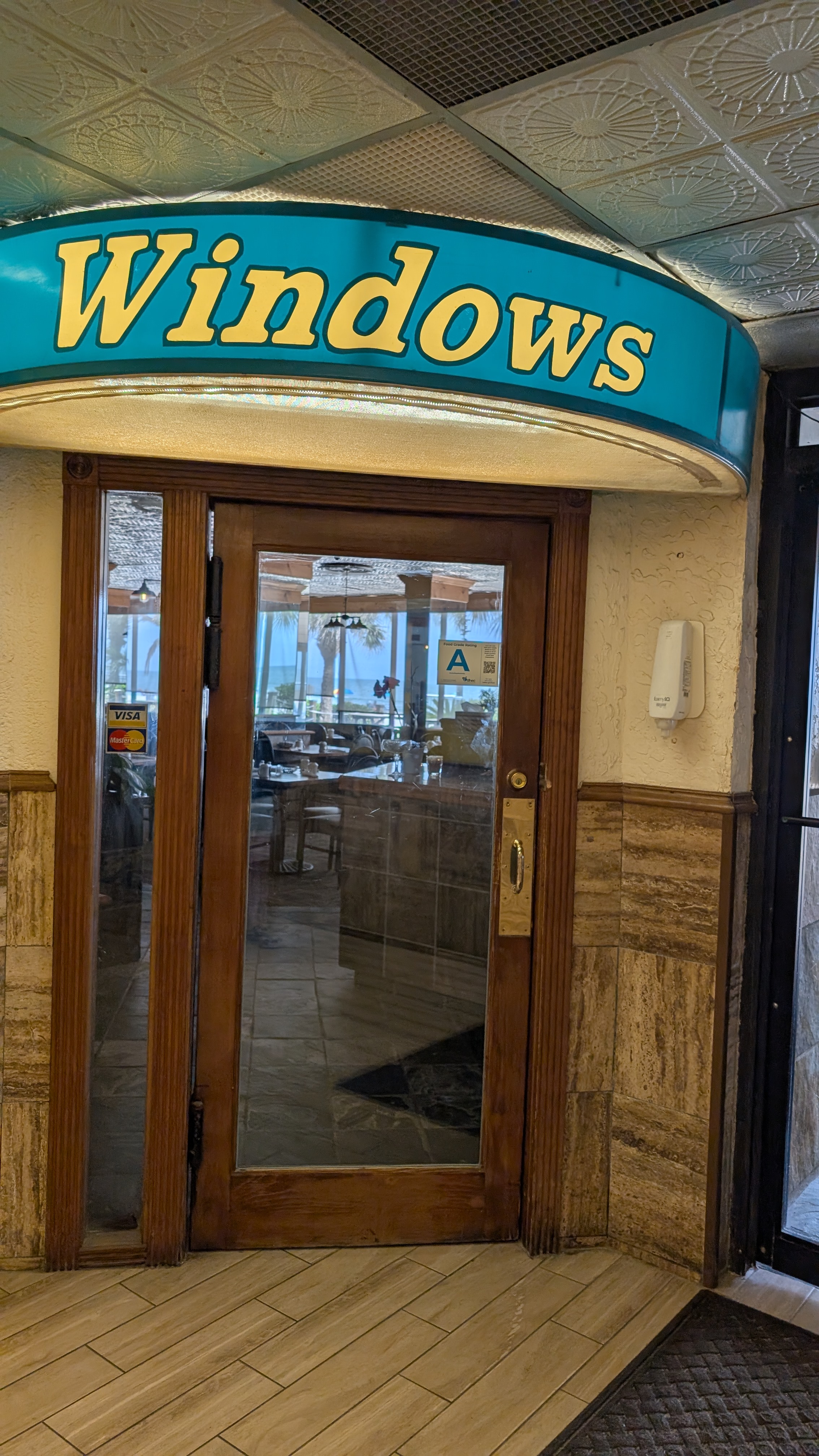 Loading Resort Image...