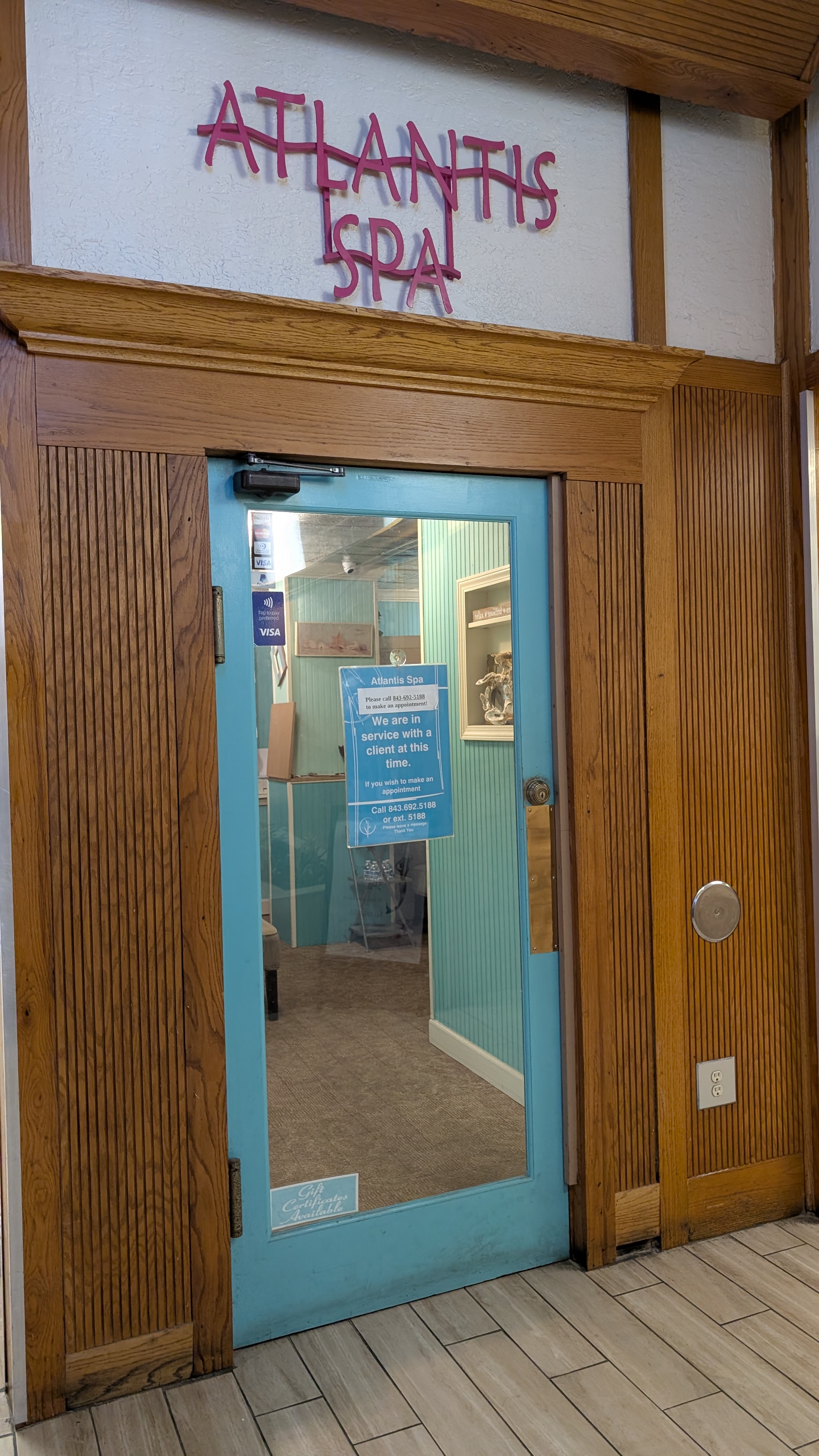 Loading Resort Image...