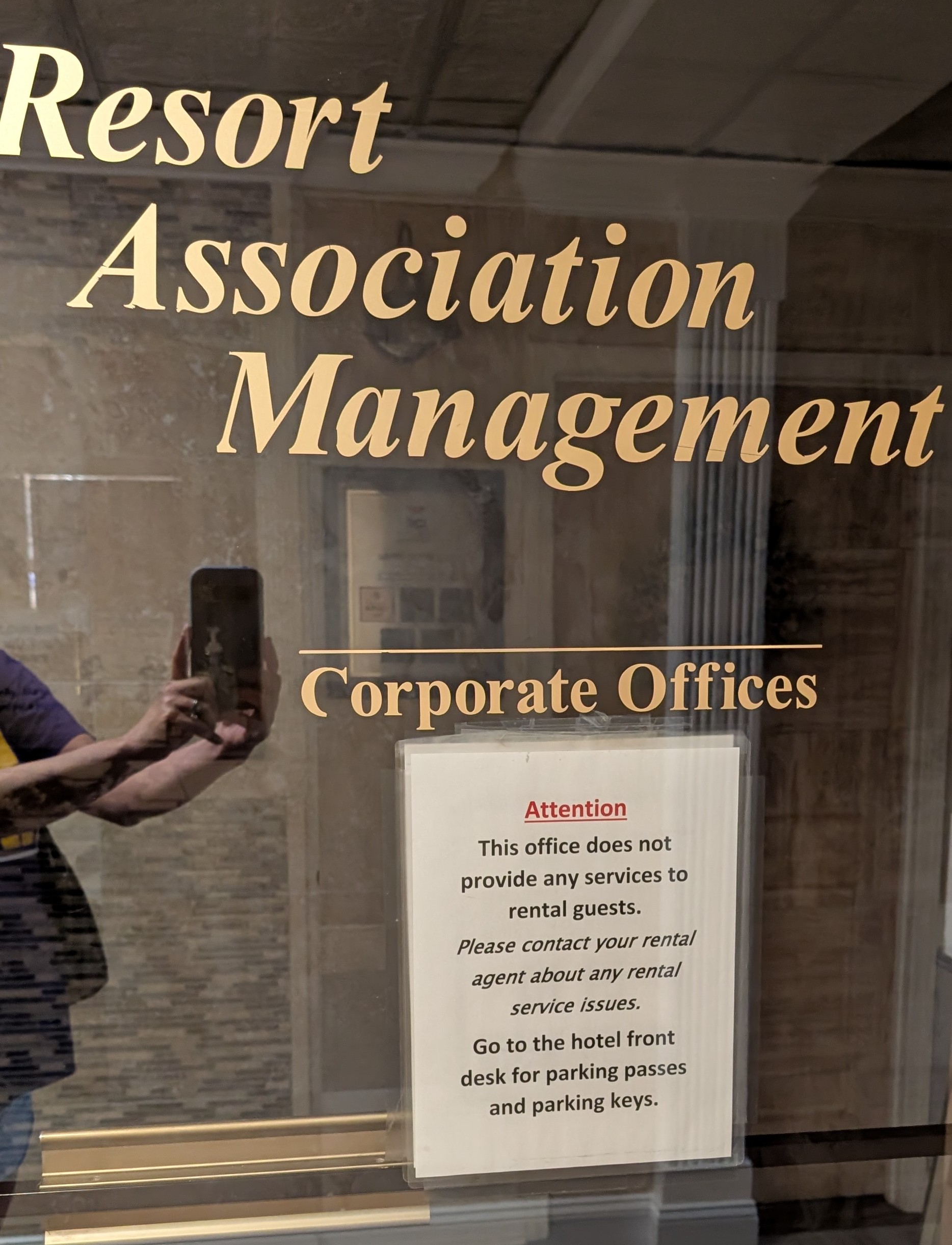 Loading Resort Image...