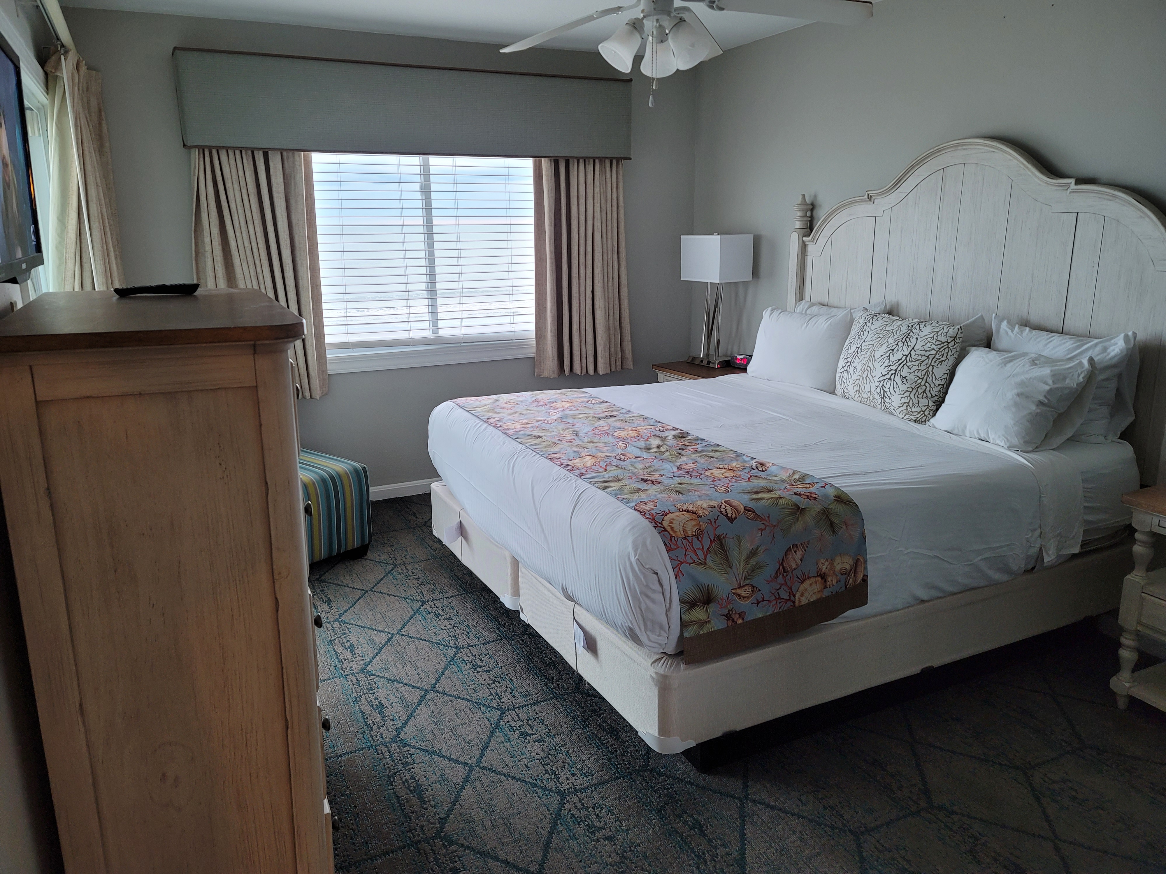 Loading Resort Image...