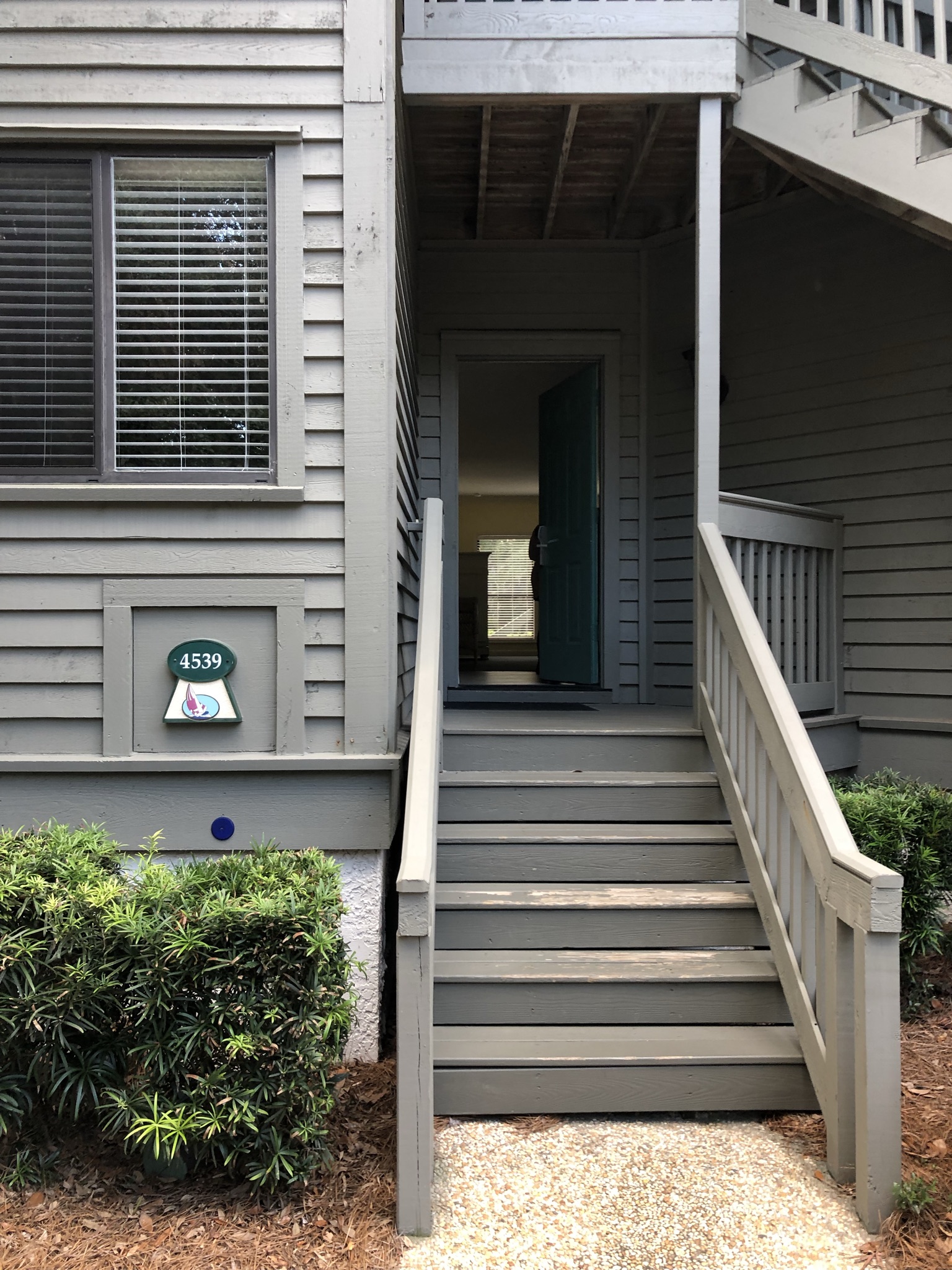 Loading Resort Image...