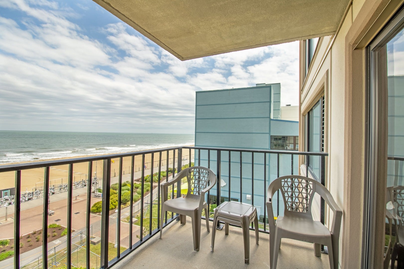 Loading Resort Image...