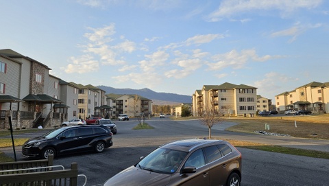 Loading Resort Image...