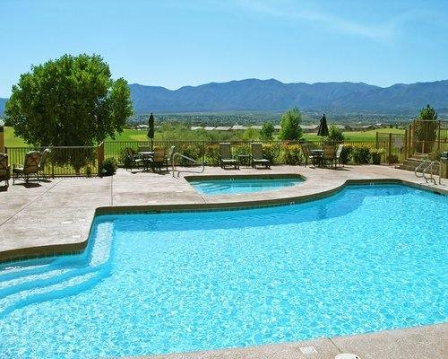 Loading Resort Image...