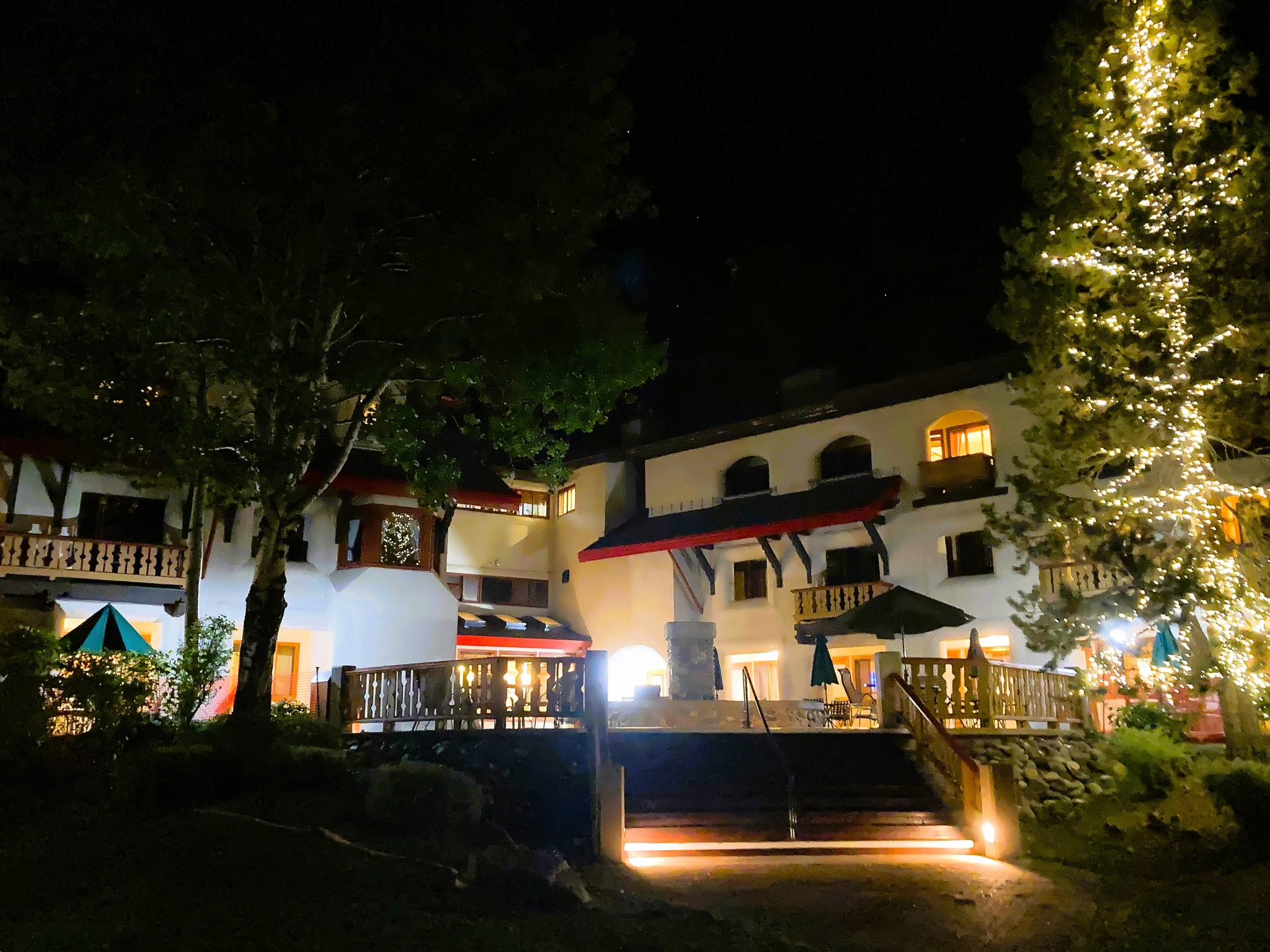 Loading Resort Image...