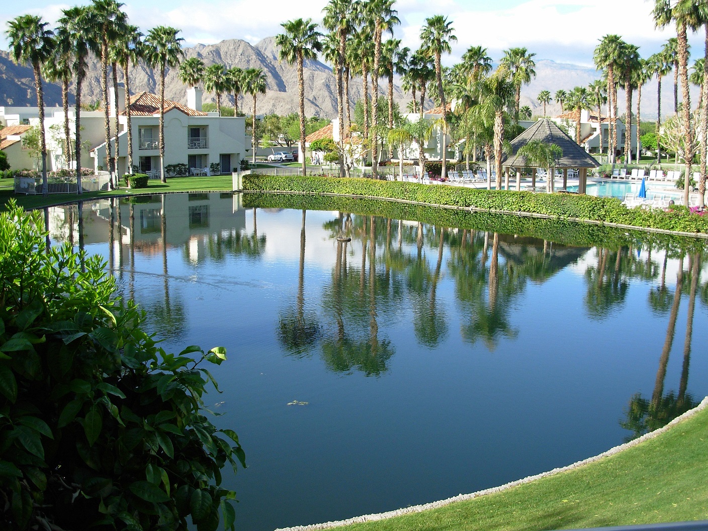 Loading Resort Image...