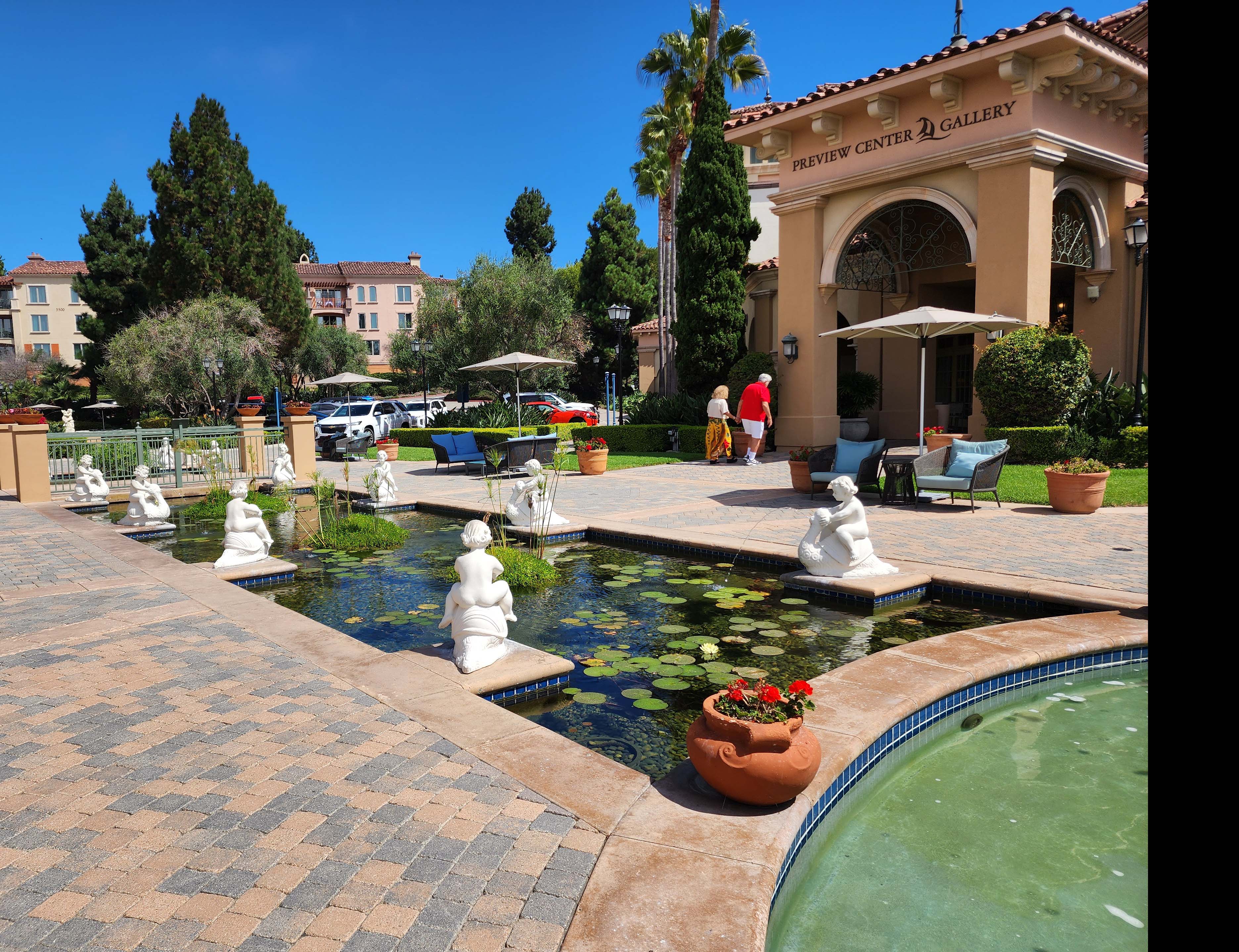 Loading Resort Image...