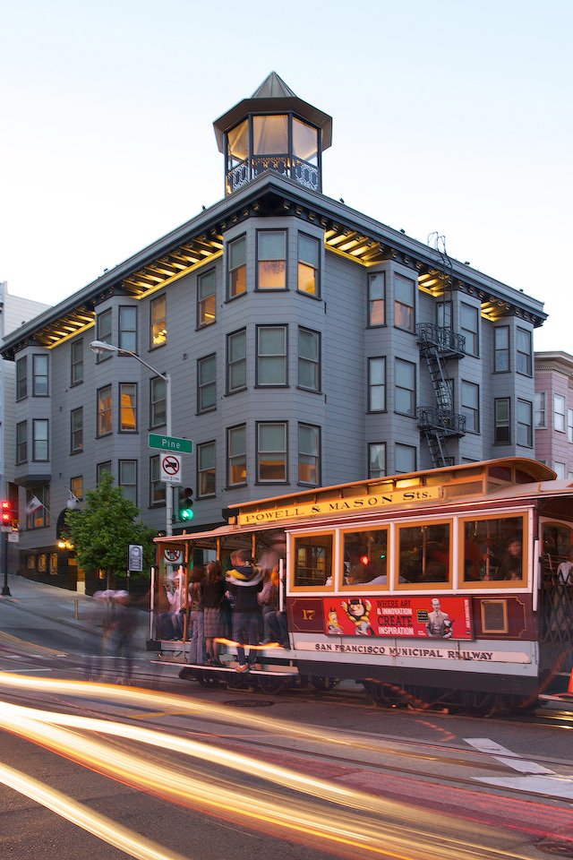 Loading Resort Image...