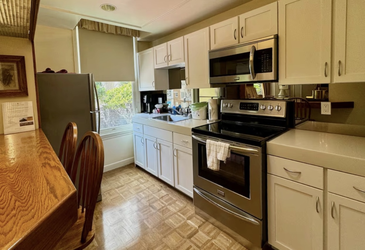 Loading Resort Image...