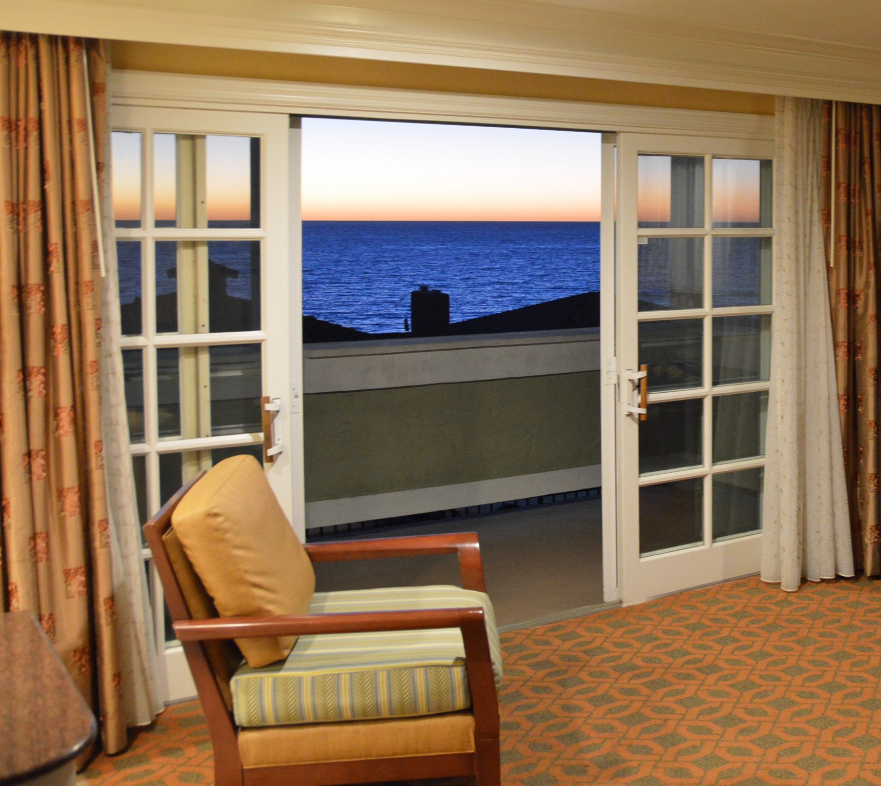 Loading Resort Image...