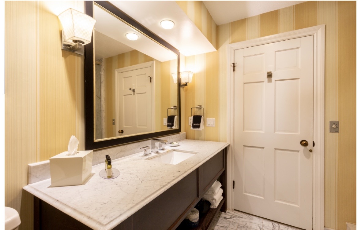 Loading Resort Image...