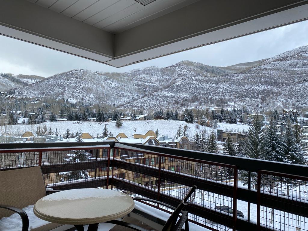 Loading Resort Image...