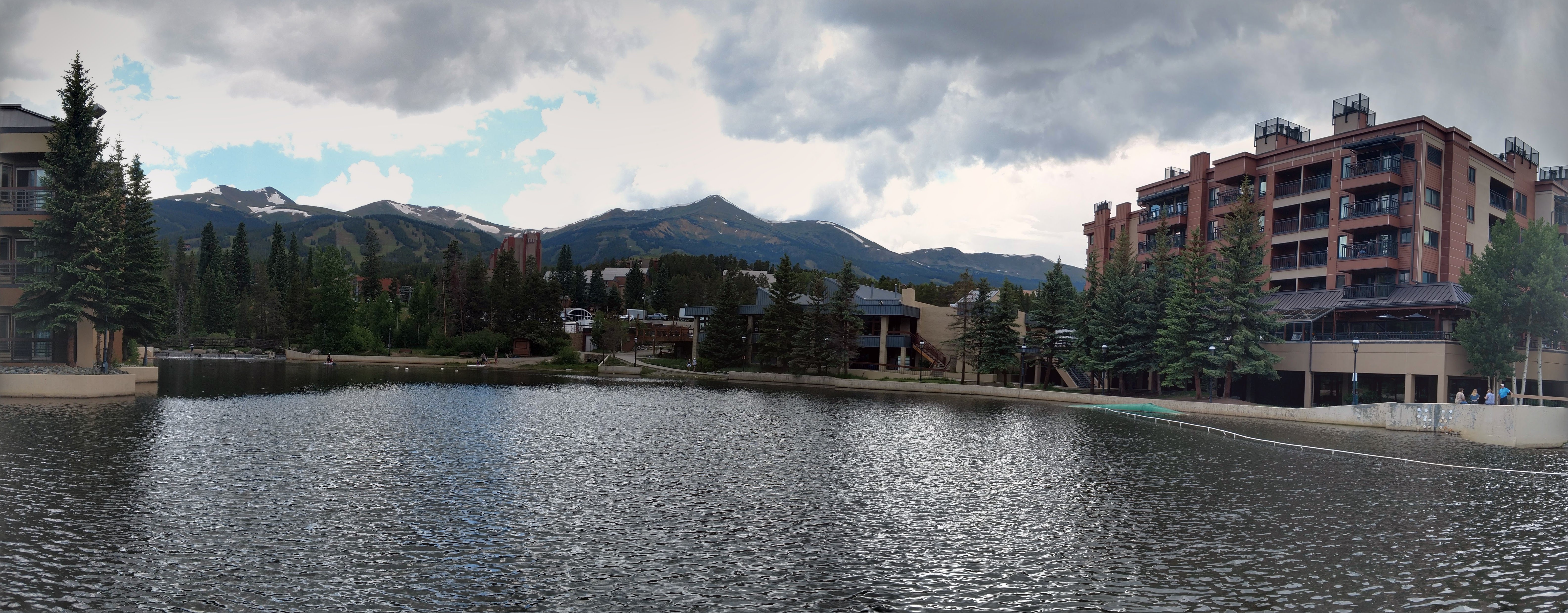 Loading Resort Image...