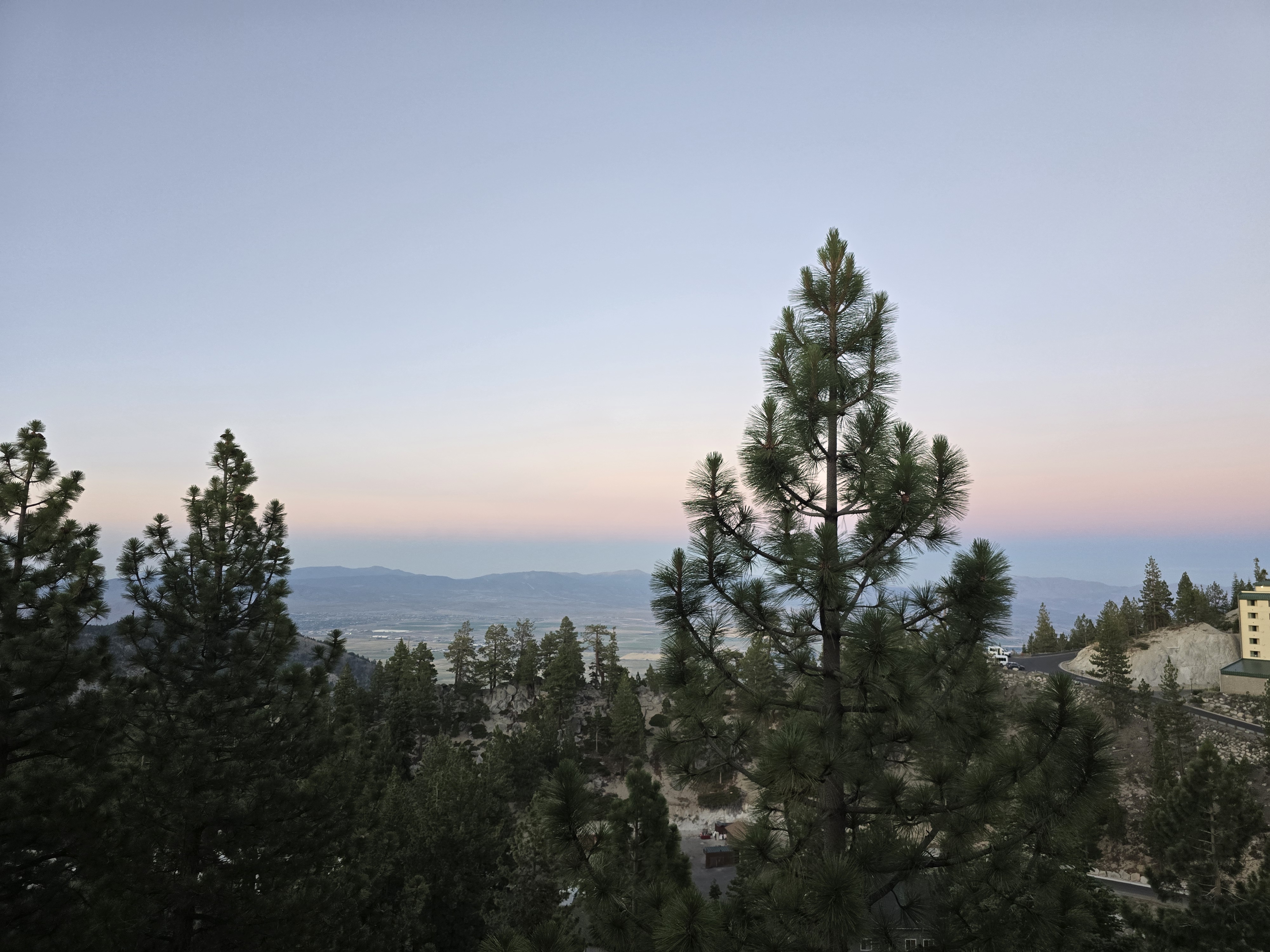 Loading Resort Image...