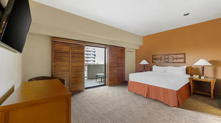 Loading Resort Image...