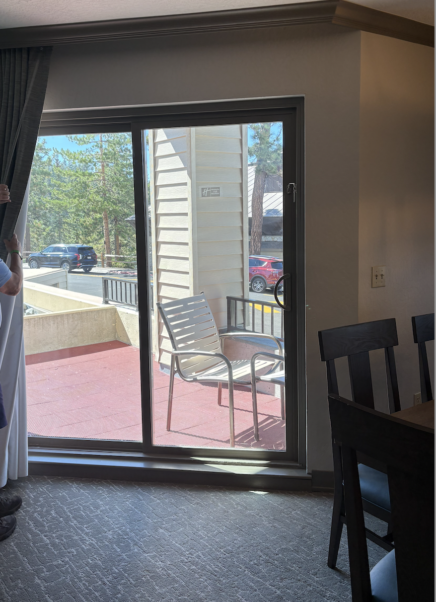 Loading Resort Image...