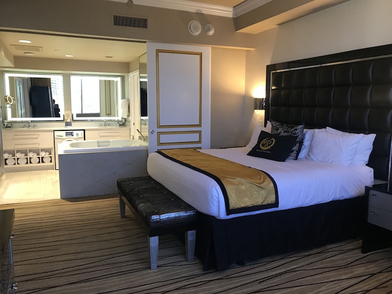 Loading Resort Image...