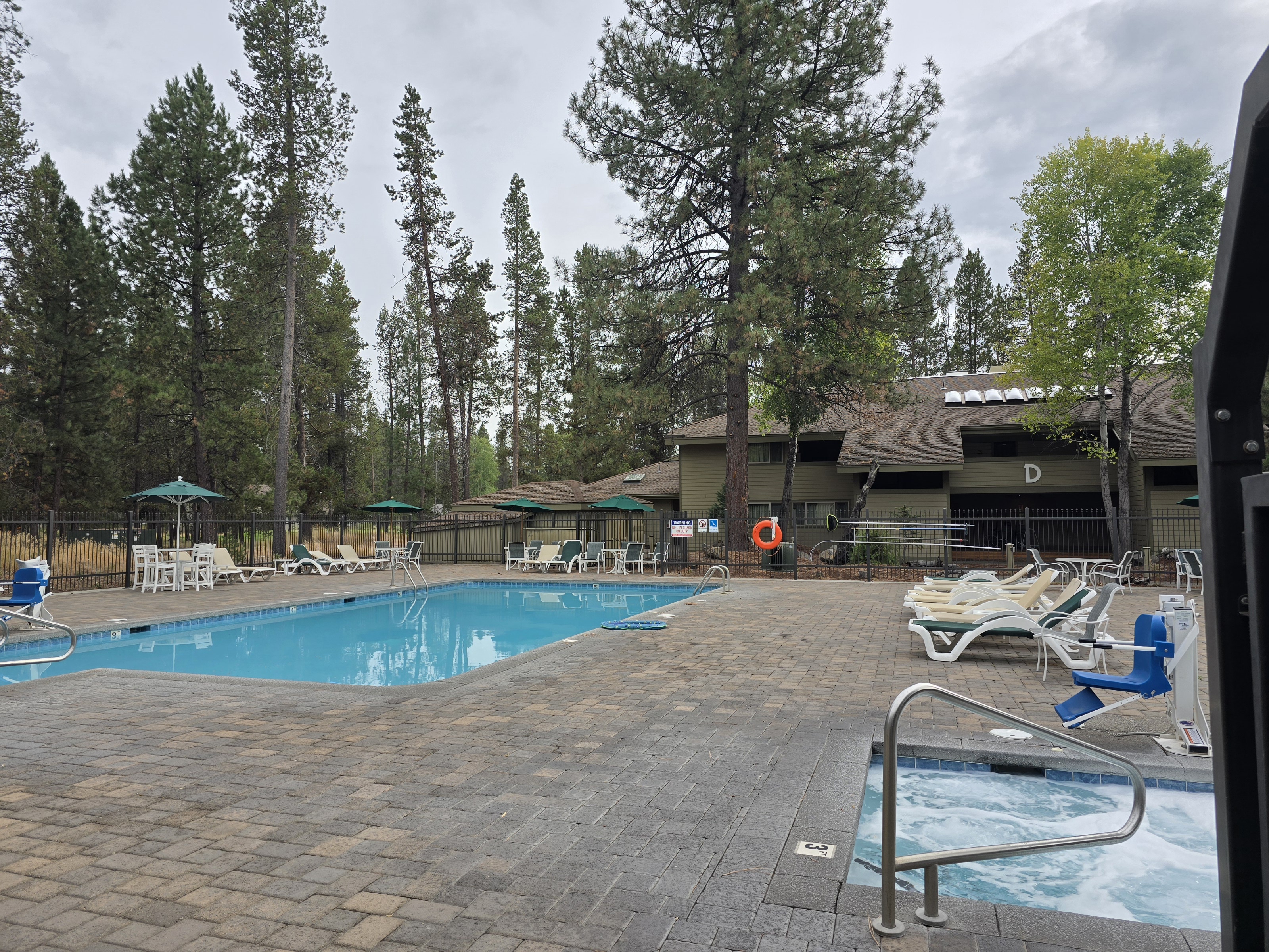 Loading Resort Image...