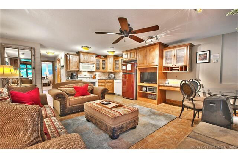 Loading Resort Image...