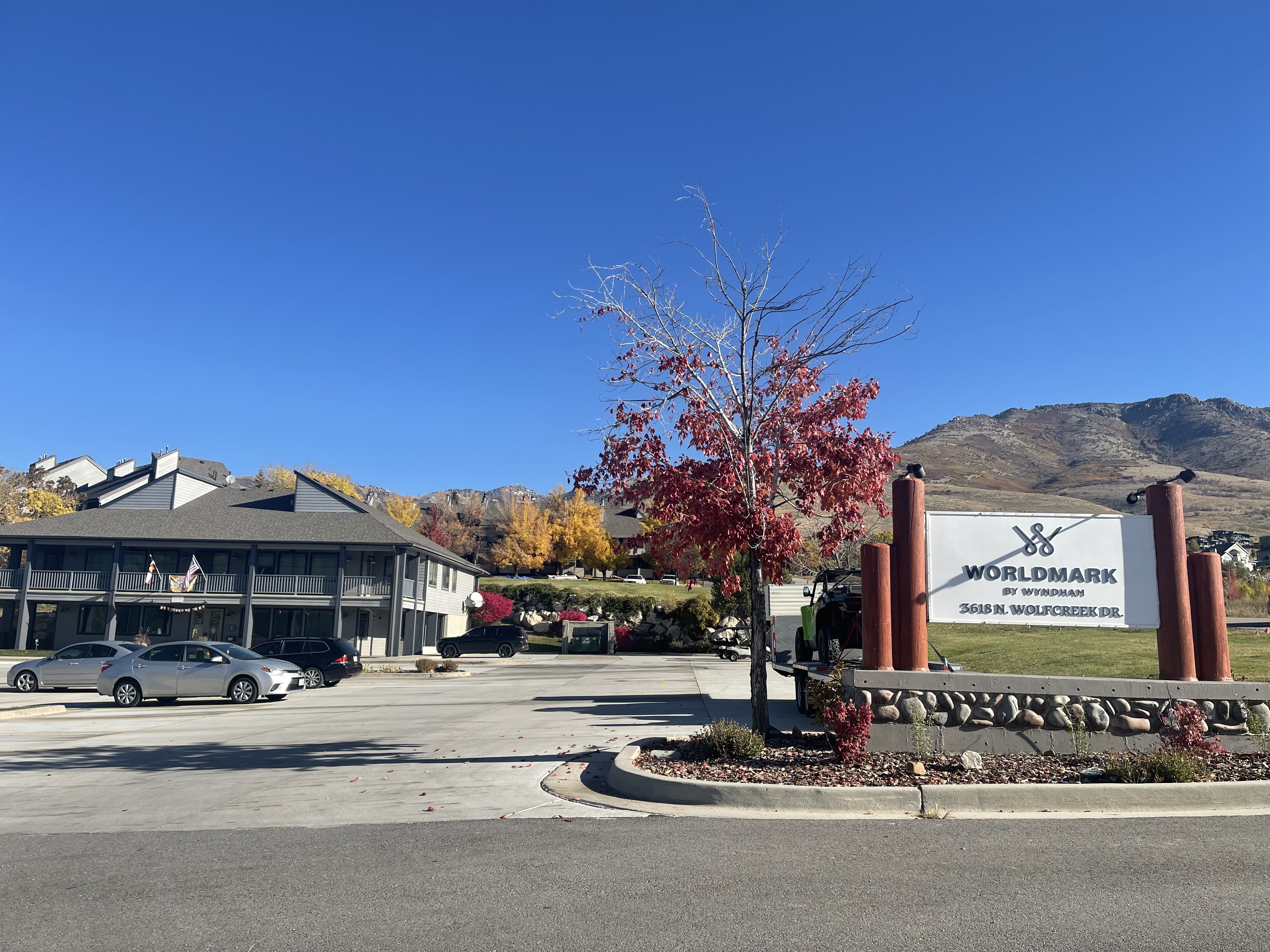 Loading Resort Image...