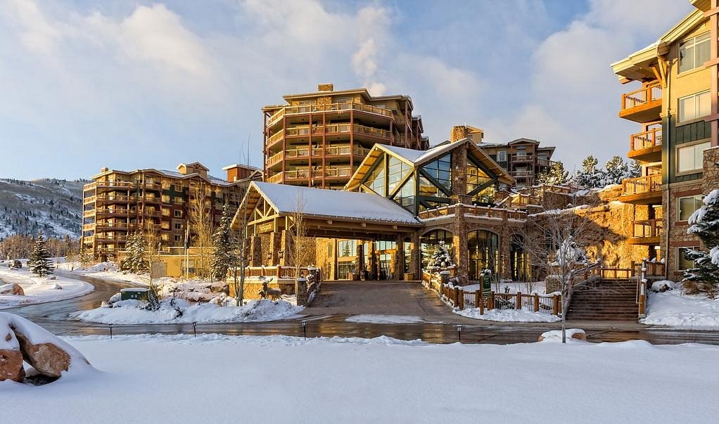 Loading Resort Image...