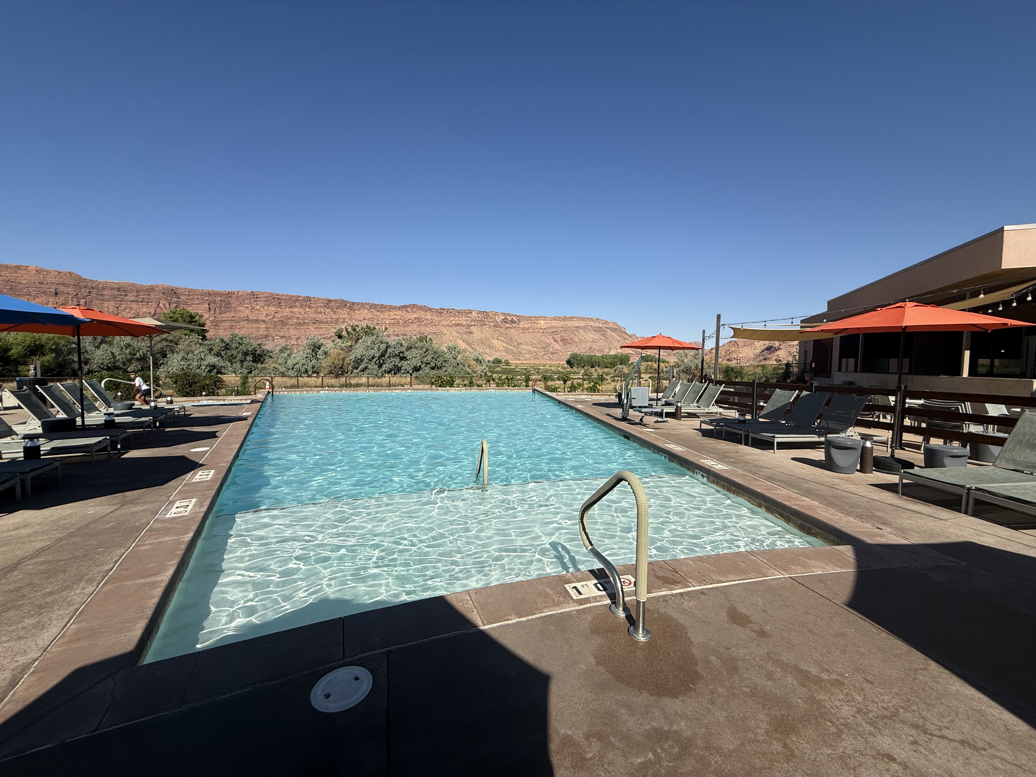 Loading Resort Image...